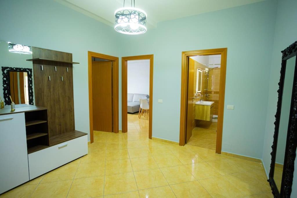 Apartment In Vlore Kejvi Exterior photo
